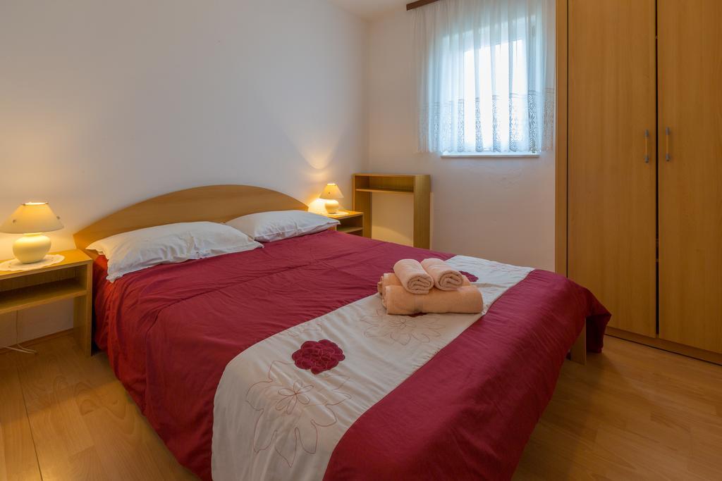 Apartments Marica Novi Vinodolski Eksteriør bilde