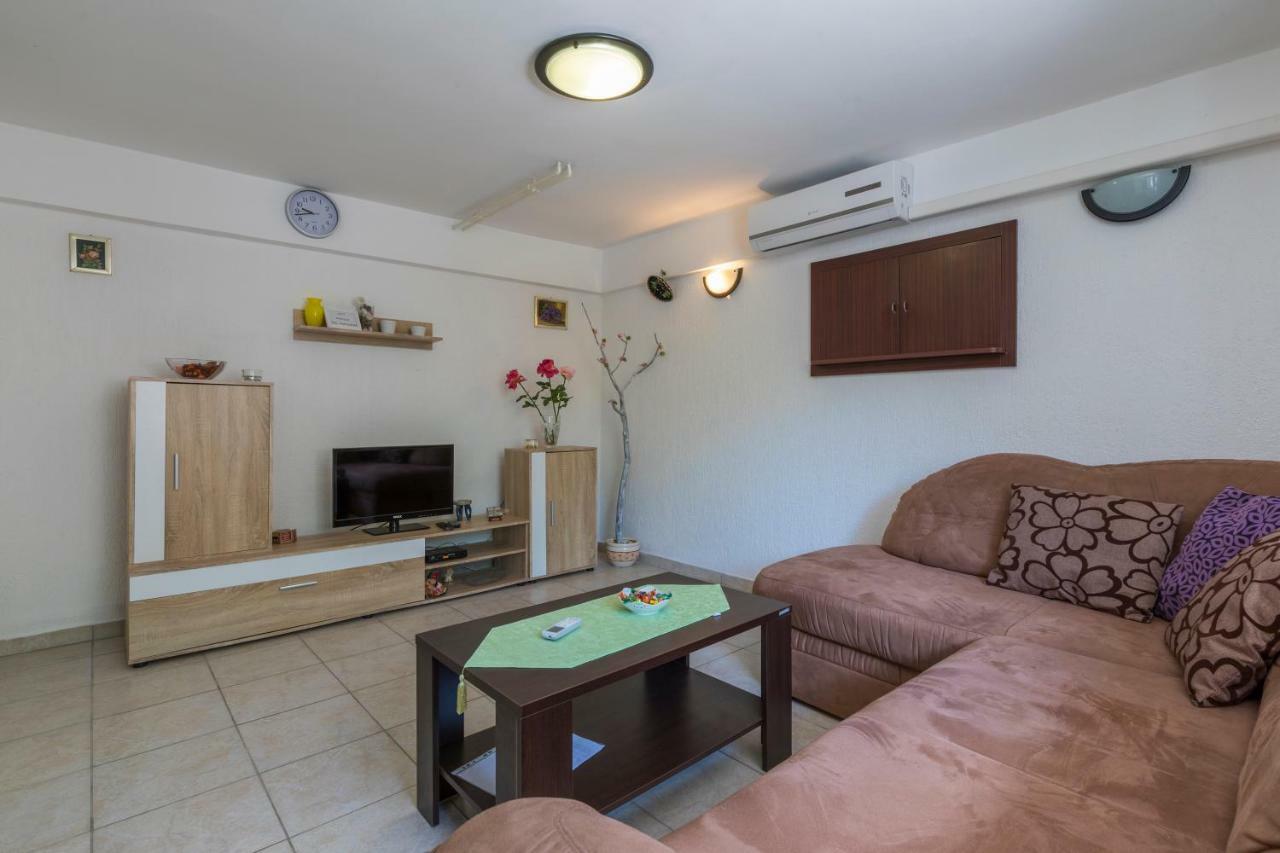 Apartments Marica Novi Vinodolski Eksteriør bilde